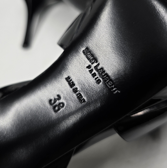 YSL Tribute Platform Sandals Vitello Vernice Soft - 38 - Picture 16 of 16